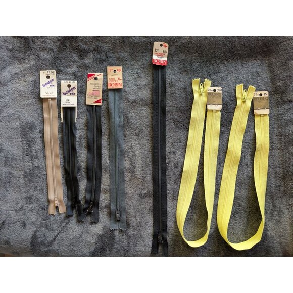 Lot of 7 Vintage NWT/NOS Nylon/Polyester Coil Zippers Multiple Lengths - Picture 1 of 4